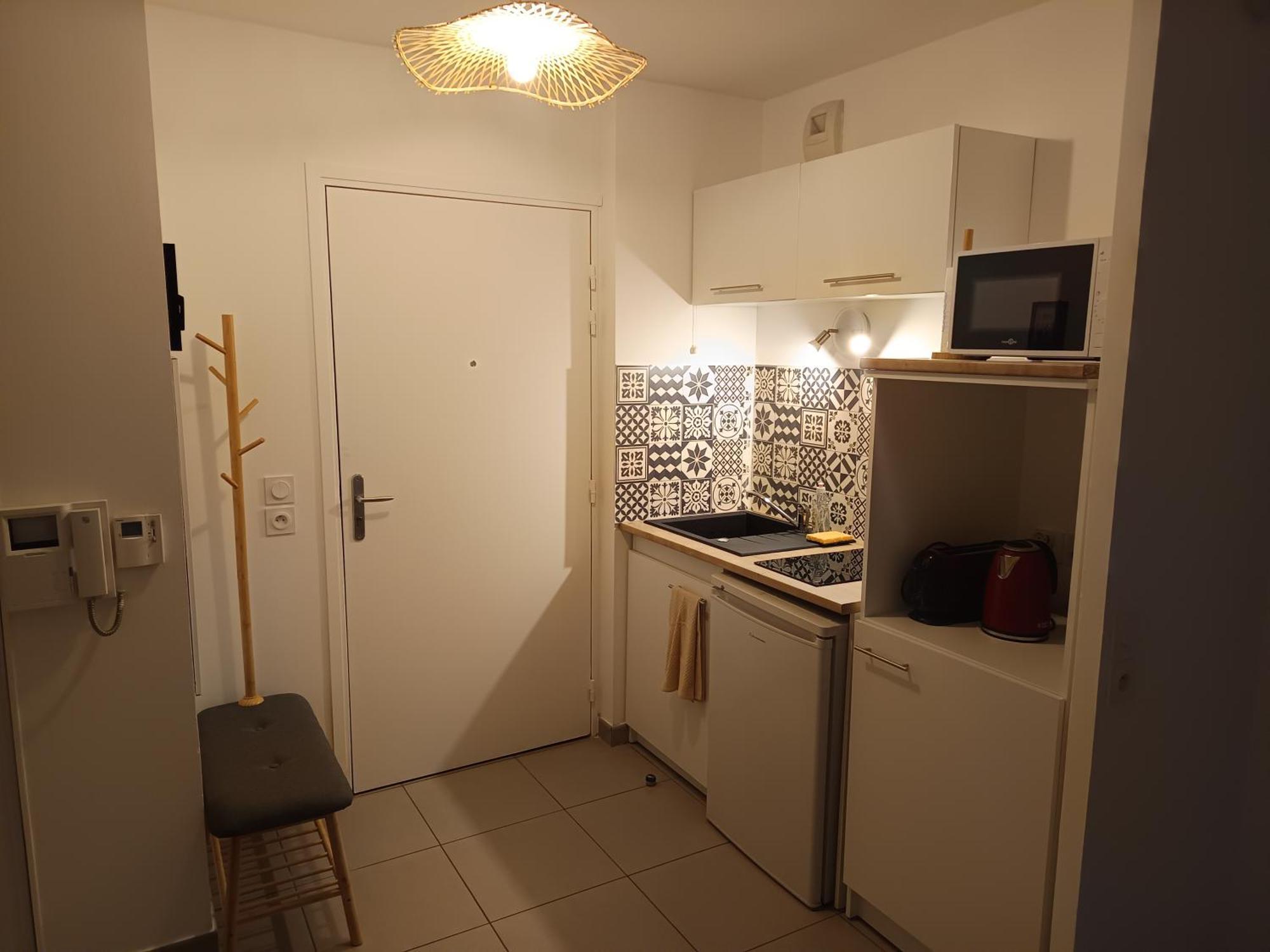 Villa'vi Lyon Est Chambres d'Hôtes Saint-Priest  Extérieur photo