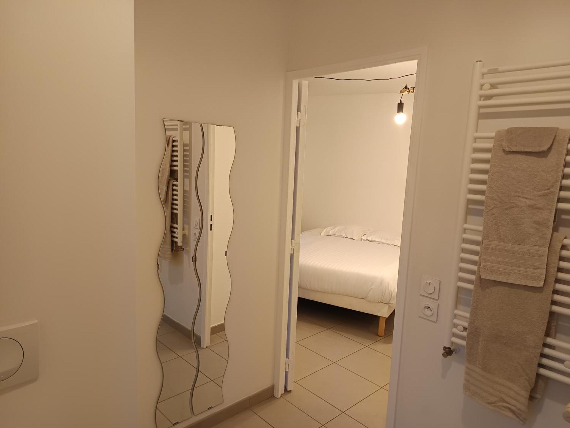 Villa'vi Lyon Est Chambres d'Hôtes Saint-Priest  Extérieur photo