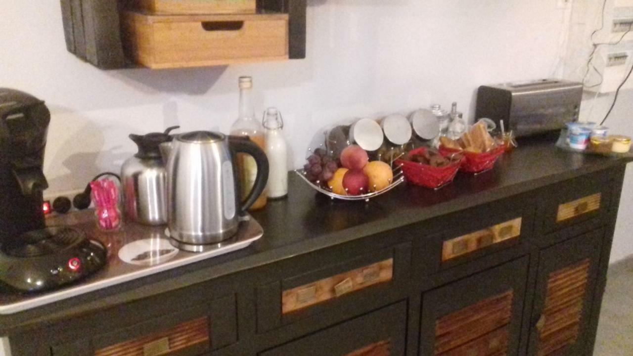 Villa'vi Lyon Est Chambres d'Hôtes Saint-Priest  Extérieur photo